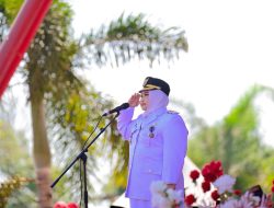 Bupati Kasmarni Pimpin Upacara Detik-Detik Proklamasi Kemerdekaan RI ke-80